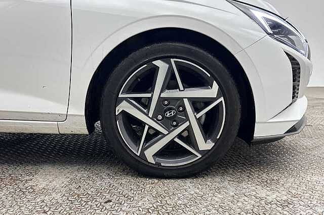 Hyundai KONA 1.6 Hybrid 129 Ultimate 5dr DCT Black
