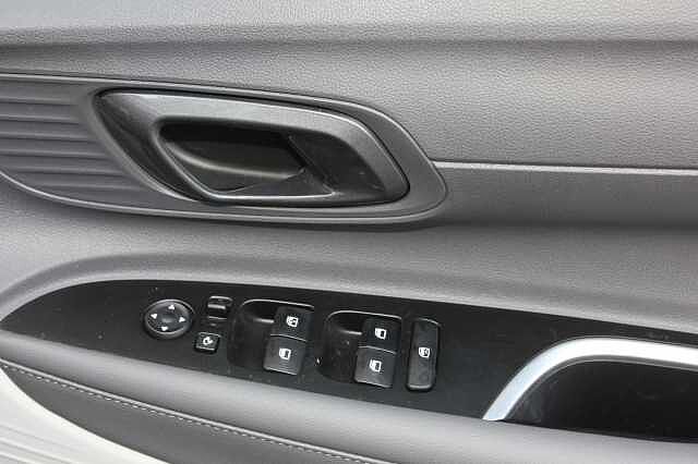 Hyundai BAYON 1.0 TGDi Ultimate 5dr DCT Blue