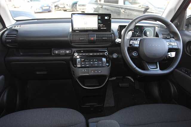 Hyundai INSTER 85kW 02 49kWh 5dr Auto Black