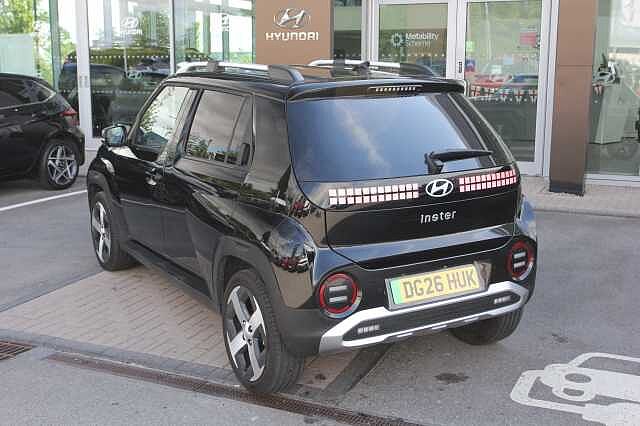 Hyundai INSTER 85kW 02 49kWh 5dr Auto Black