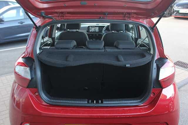 Hyundai i10 1.0 MPi SE Connect 5dr