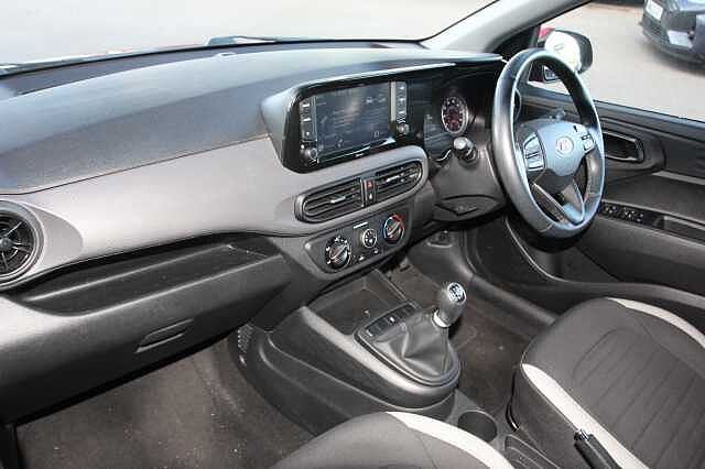 Hyundai i10 1.0 MPi SE Connect 5dr