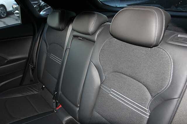 Hyundai i30 1.0T GDi Premium 5dr