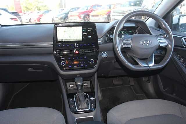 Hyundai IONIQ 1.6 GDi Hybrid Premium 5dr DCT