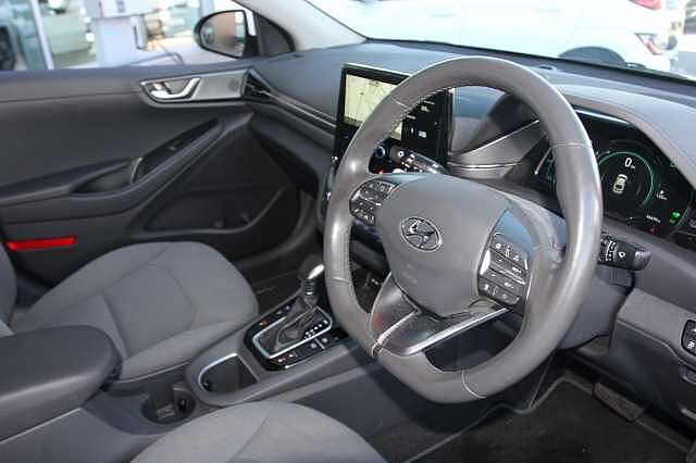 Hyundai IONIQ 1.6 GDi Hybrid Premium 5dr DCT
