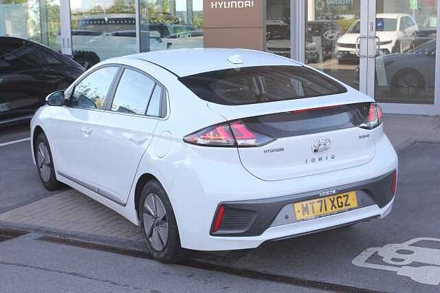 Hyundai IONIQ 1.6 GDi Hybrid Premium 5dr DCT