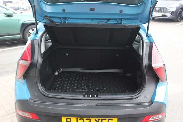 Hyundai BAYON 1.0 TGDi 48V MHEV SE Connect 5dr