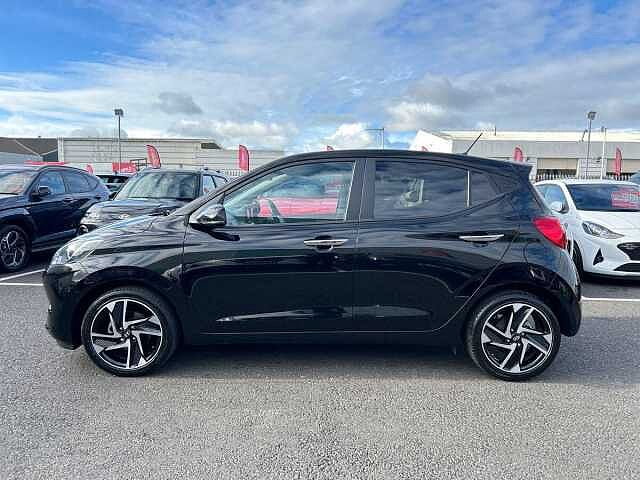 Hyundai I10 1.0 Premium Hatchback 5dr Petrol Auto Euro 6 (s/s) (63 ps) Black