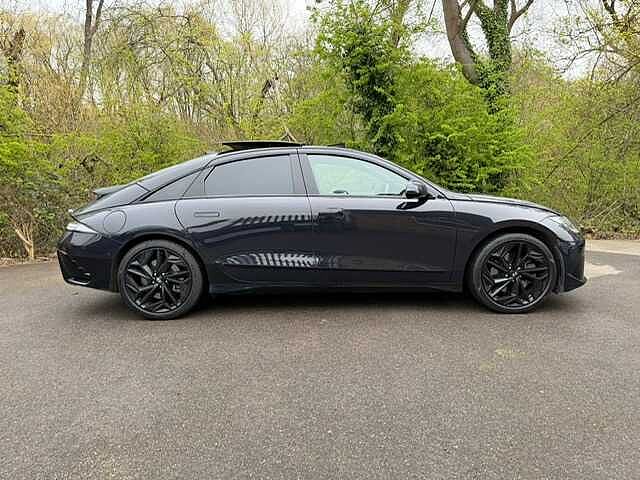 Hyundai IONIQ 6 IONIQ E(325ps) First Edition 77kWh(Dual Motor) AWD