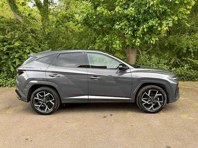 Hyundai TUCSON 1.6T Hybrid N Line 5dr Auto Dark Knight