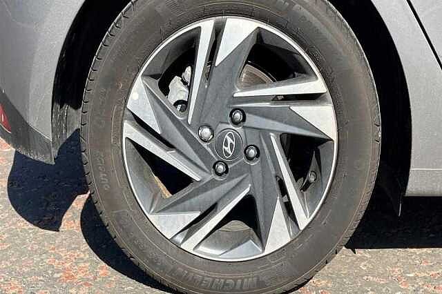 Hyundai I20 1.0 T-GDi 100ps SE Connect 48 Volt Hybrid DCT Brass