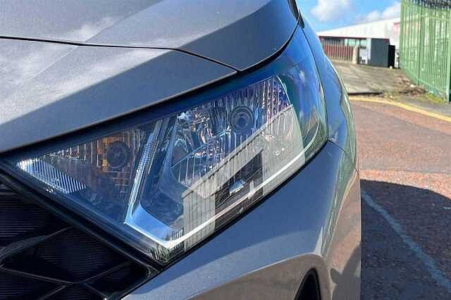 Hyundai I20 1.0 T-GDi 100ps SE Connect 48 Volt Hybrid DCT Brass