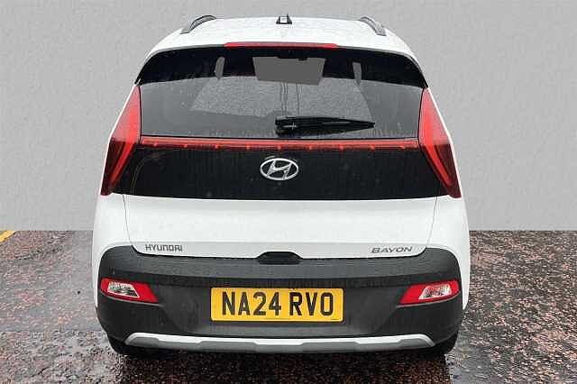 Hyundai BAYON 1.0 T-GDi (100ps) Premium 48 Volt MHEV DCT Special solid - Atlas white