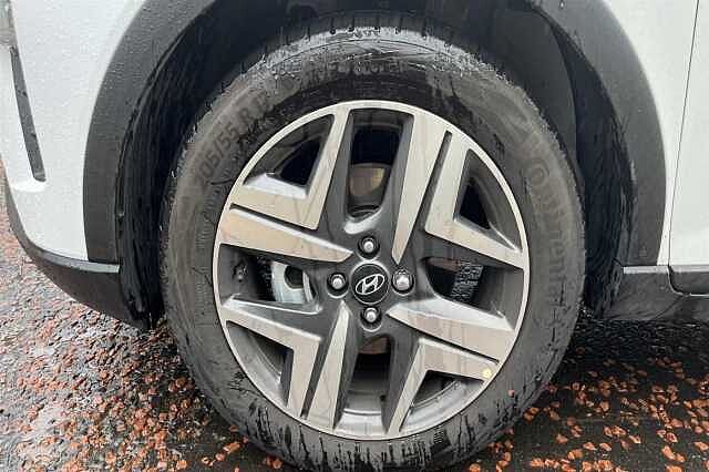 Hyundai BAYON 1.0 T-GDi (100ps) Premium 48 Volt MHEV DCT Special solid - Atlas white