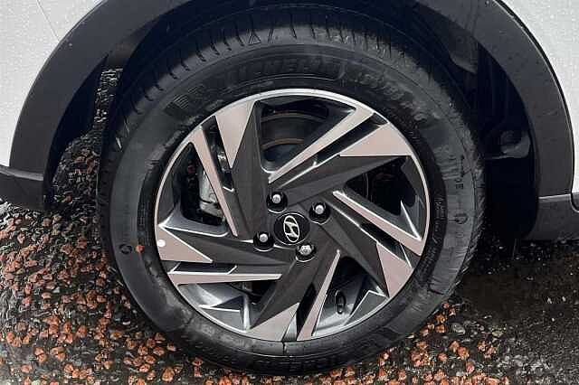 Hyundai BAYON 1.0 T-GDi 100ps SE Connect 48 Volt MHEV DCT Special solid - Atlas white