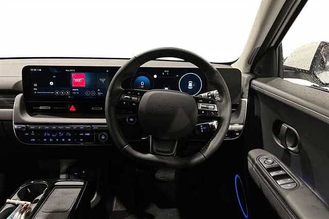 Hyundai IONIQ 5 84kWh Premium Hatchback 5dr Electric Auto (228 ps) White