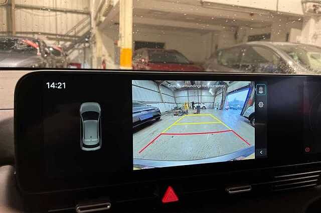 Hyundai IONIQ 5 84kWh Premium Hatchback 5dr Electric Auto (228 ps) White