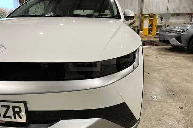 Hyundai IONIQ 5 84kWh Premium Hatchback 5dr Electric Auto (228 ps) White