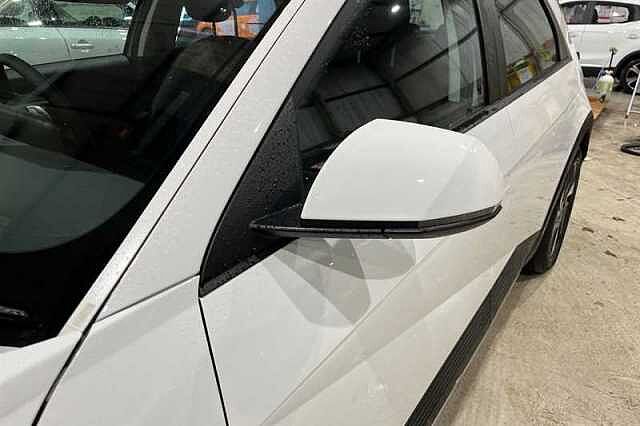 Hyundai IONIQ 5 84kWh Premium Hatchback 5dr Electric Auto (228 ps) White