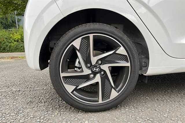 Hyundai I10 1.0 Premium Hatchback 5dr Petrol Auto Euro 6 (s/s) (63 ps) White