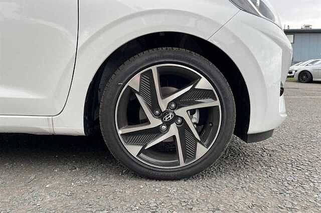 Hyundai I10 1.0 Premium Hatchback 5dr Petrol Auto Euro 6 (s/s) (63 ps) White