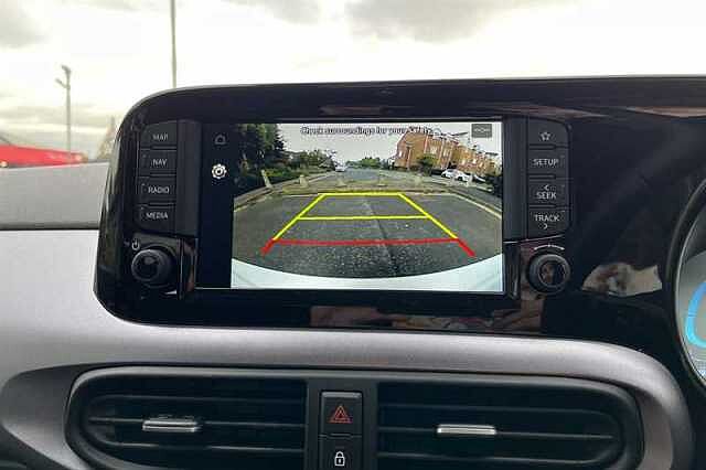 Hyundai I10 1.0 Premium Hatchback 5dr Petrol Auto Euro 6 (s/s) (63 ps) White