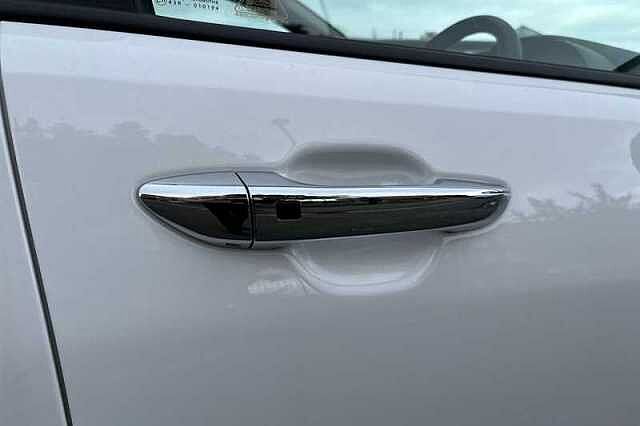 Hyundai I10 1.0 Premium Hatchback 5dr Petrol Auto Euro 6 (s/s) (63 ps) White