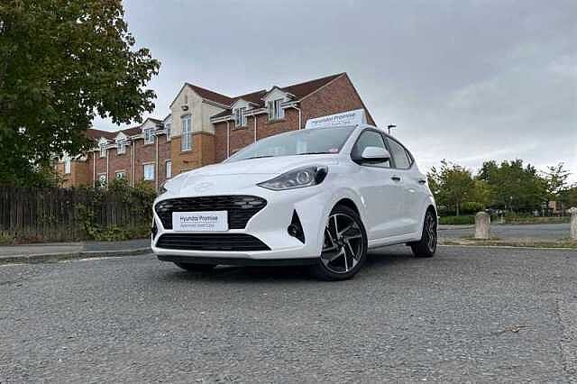 Hyundai I10 1.0 Premium Hatchback 5dr Petrol Auto Euro 6 (s/s) (63 ps) White
