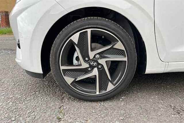 Hyundai I10 1.0 Premium Hatchback 5dr Petrol Auto Euro 6 (s/s) (63 ps) White