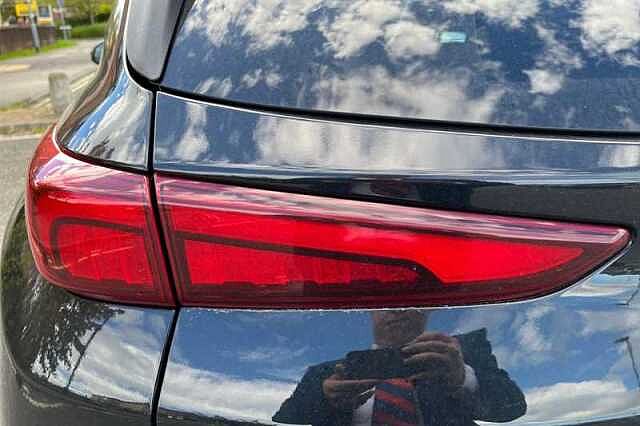 Hyundai KONA 1.6 h-GDi Ultimate SUV 5dr Petrol Hybrid DCT Euro 6 (s/s) (141 ps) Black