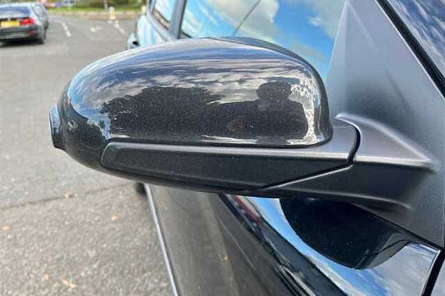 Hyundai KONA 1.6 h-GDi Ultimate SUV 5dr Petrol Hybrid DCT Euro 6 (s/s) (141 ps) Black