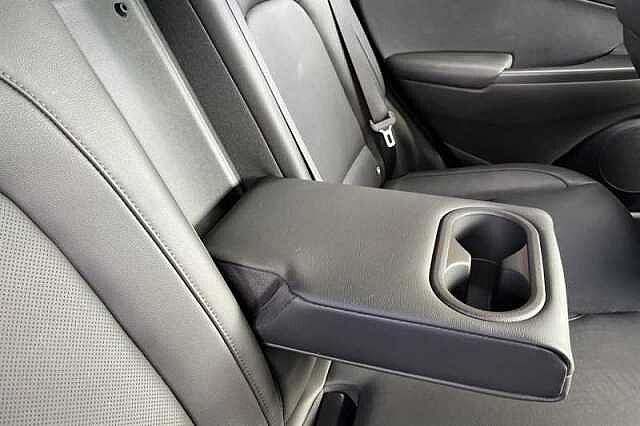 Hyundai KONA 1.6 h-GDi Ultimate SUV 5dr Petrol Hybrid DCT Euro 6 (s/s) (141 ps) Black