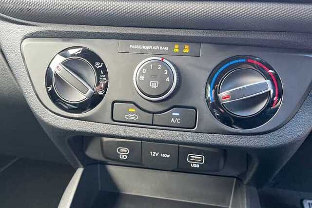 Hyundai I10 1.2 Advance Hatchback 5dr Petrol Auto Euro 6 (s/s) (79 ps) Blue