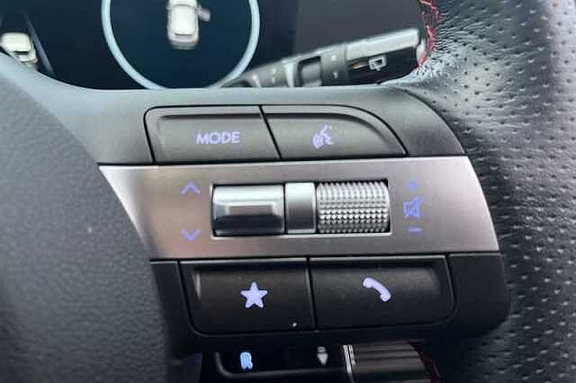 Hyundai KONA 65.4kWh N Line SUV 5dr Electric Auto (218 ps) Silver