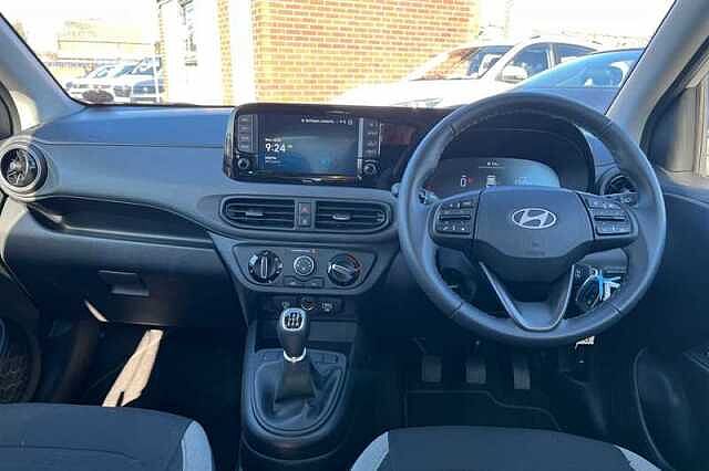 Hyundai I10 1.0 Advance Hatchback 5dr Petrol Manual Euro 6 (s/s) (63 ps) White