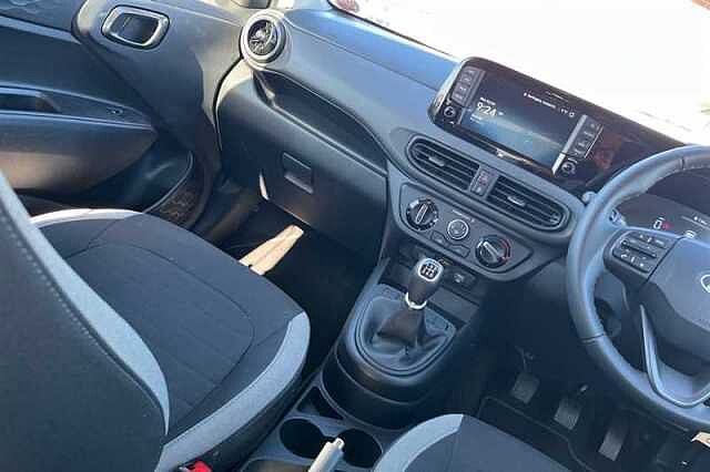 Hyundai I10 1.0 Advance Hatchback 5dr Petrol Manual Euro 6 (s/s) (63 ps) White