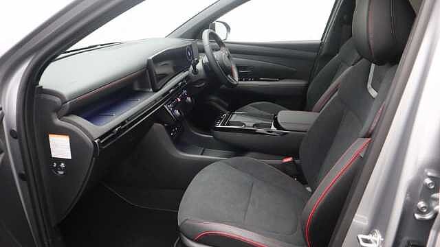 Hyundai TUCSON 1.6 T-GDi N Line S SUV 5dr Petrol Hybrid Auto Euro 6 (s/s) (215 ps) Shimmering Silver