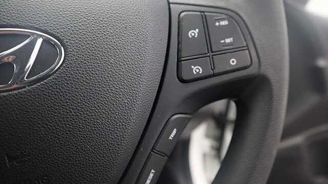 Hyundai i10 1.0 SE Hatchback 5dr Petrol Manual Euro 6 (66 ps)