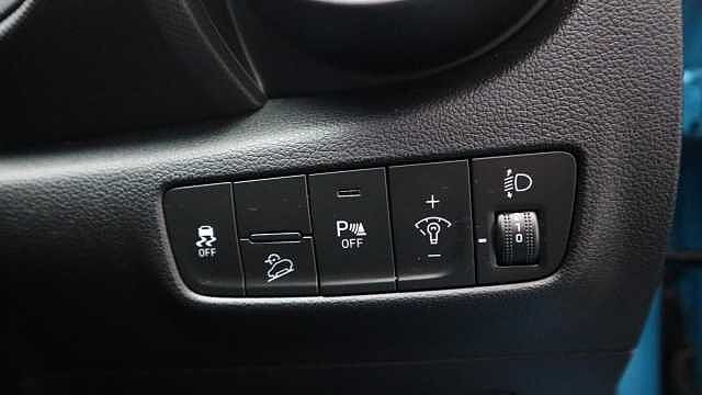 Hyundai KONA 1.0 T-GDi MHEV N Line SUV 5dr Petrol Hybrid Manual Euro 6 (s/s) (120 ps) Blue