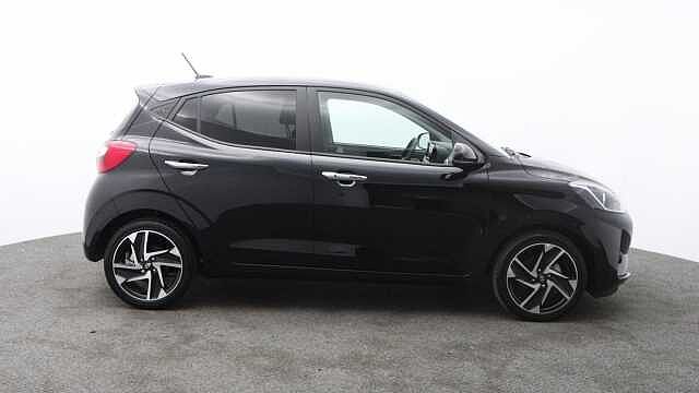 Hyundai I10 1.2 Premium Hatchback 5dr Petrol Auto Euro 6 (s/s) (79 ps) Black