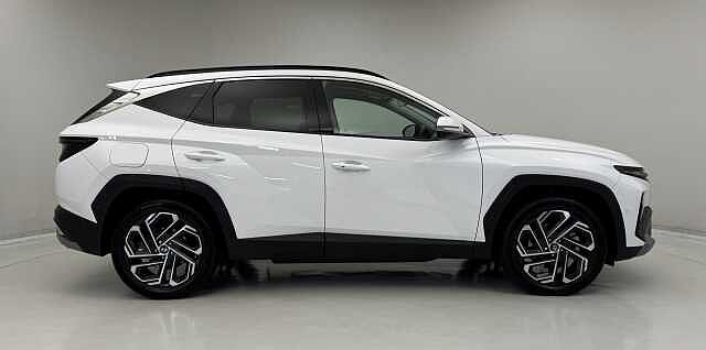 Hyundai TUCSON 1.6T Plug-in Hybrid Ultimate 5dr 4WD Auto White