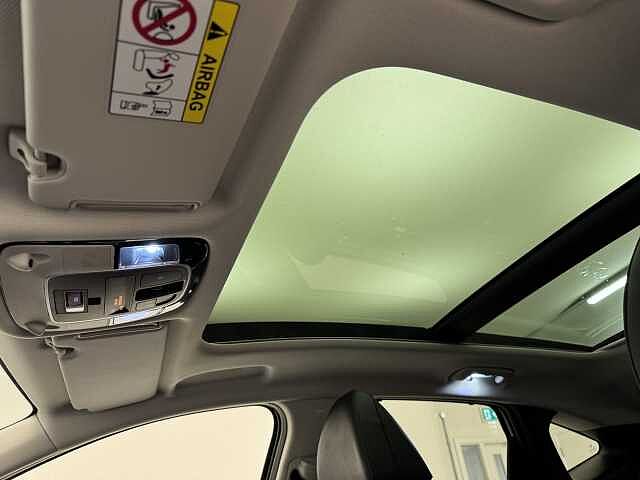 Hyundai TUCSON 1.6T Plug-in Hybrid Ultimate 5dr 4WD Auto White