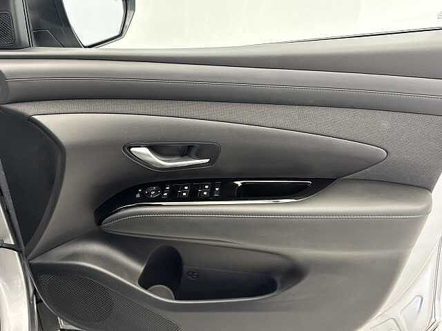 Hyundai TUCSON 1.6T Hybrid Advance 5dr Auto Silver