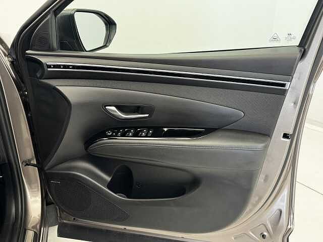 Hyundai TUCSON 1.6 TGDi Plug-in Hybrid Ultimate 5dr 4WD Auto Brown
