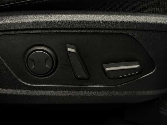 Hyundai TUCSON 1.6 TGDi Plug-in Hybrid Ultimate 5dr 4WD Auto Brown