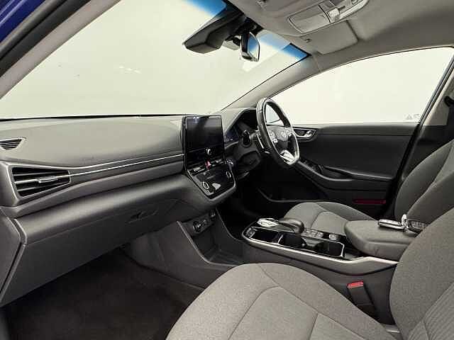Hyundai Ioniq 100kW Premium 38kWh 5dr Auto