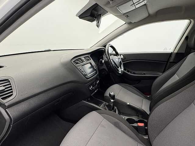 Hyundai i20 1.2 MPi Play 5dr