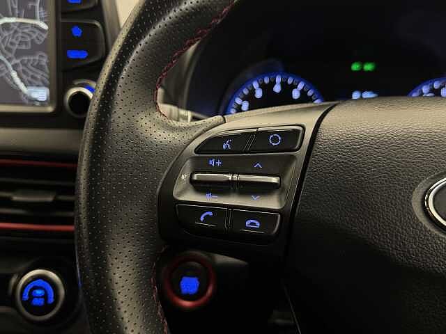 Hyundai KONA 1.0T GDi Blue Drive Premium SE 5dr Red