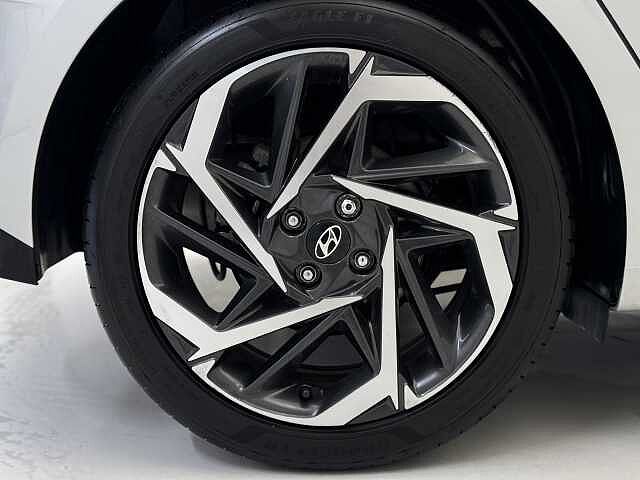 Hyundai I20 1.0T GDi 48V MHD Premium 5dr DCT Silver