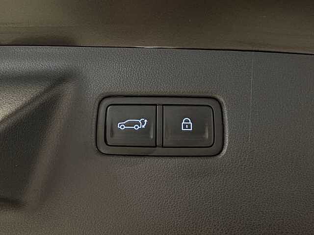 Hyundai SANTA FE 1.6 TGDi Hybrid Calligraphy 5dr 4WD Auto [6 Seats] Black